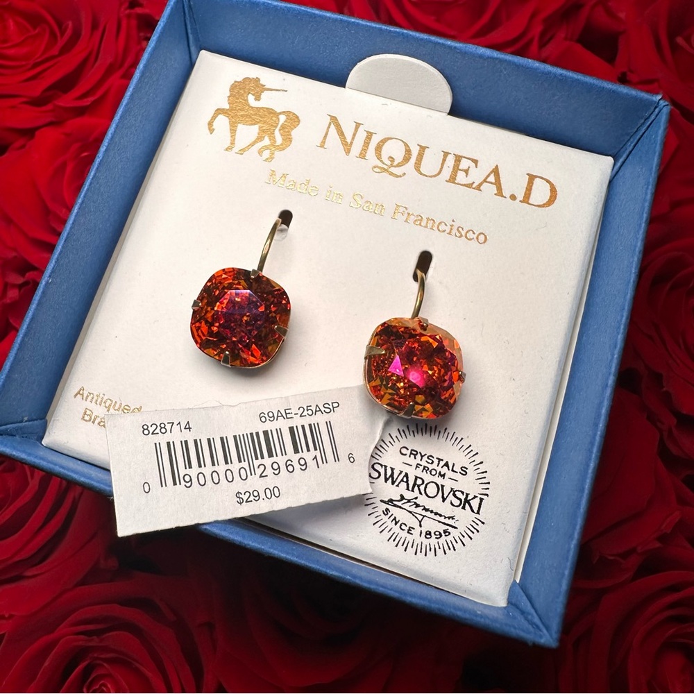 NIQUEA.D Earrings